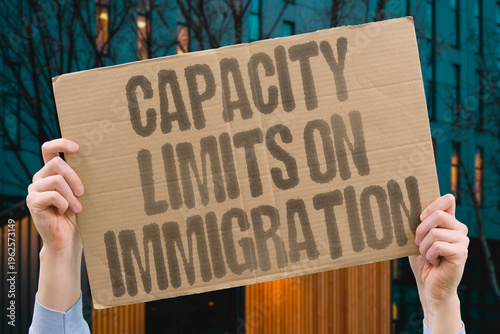 Quadro em tela "capacity limits on immigration" Nations declare capacity limits on immigration