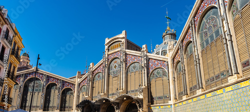 Photos Main facade of Valencia's central market, old building with classic style, Spain