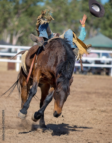 Konstfotografi Bareback Bucking Bronc riding At Country Rodeo