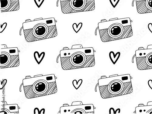 Hand Drawn Retro Camera and Heart Pattern Seamless Repeat White Background love vintage