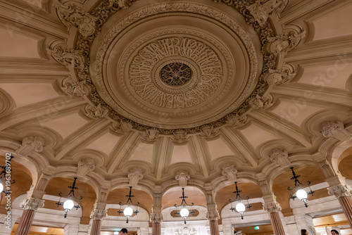 Architectural elements eclectic and Beaux-Arts style of Second Empire in France, with elements of neo-baroque, classicism and Roman architecture, marble, golden stucco, sculptures, rich decoration