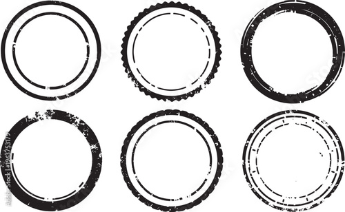 Foto Grunge circle stamp frames with distressed texture in black ink, set of rough ro