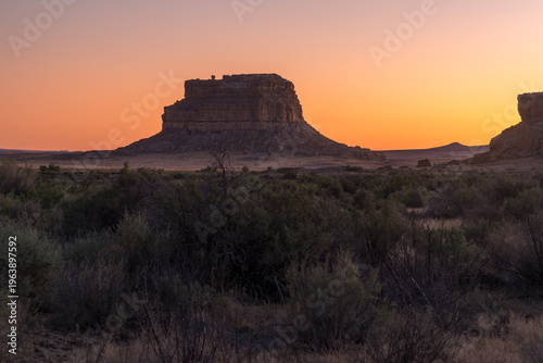 USA, New Mexico, Chaco Canyon.  Fajada Butte, rises 135 meters (443 feet) above the canyon floor, and marks the entrance to the National Park