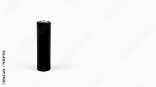 Bild auf Leinwand Black AA alkaline batteries isolated on white background