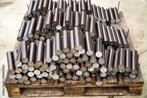 round stainless steel shaft raw materials for automotive parts,Steel bar cutting