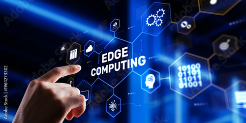Edge computing technology with decentralized data processing and low-latency network solutions