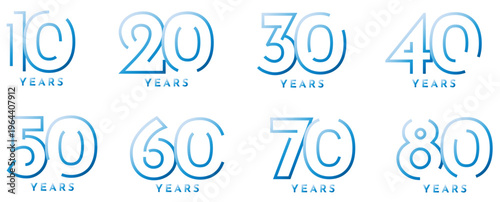 洗練されたブルーグラデーションで表現された10周年から80周年までのアニバーサリーロゴセット、企業記念やイベントに最適なモダンデザイン素材