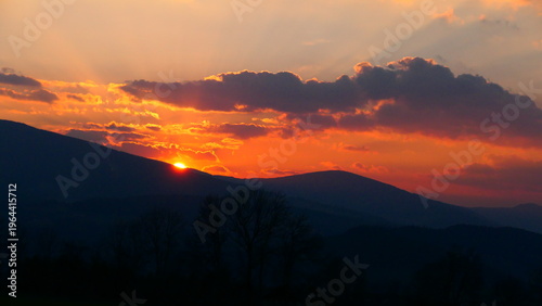 Foto Goldene Stunde über den Hügeln der Buckligen Welt