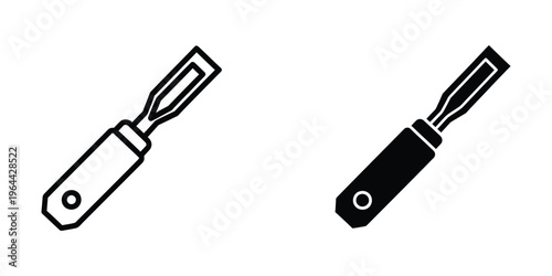 Comparison of a white and black screwdriver with magnetic and non-magnetic tips