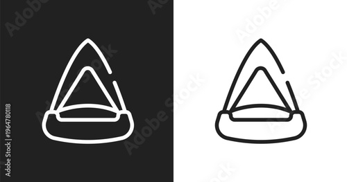 Cat playhouse icon. Linear black, white icon from pet lovers collection. Outline cat playhouse vector. Thin line symbol isolated on white and black background