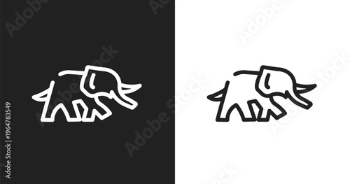 Elephants icon. Linear black, white icon from in the zoo collection. Outline elephants vector. Thin line symbol isolated on white and black background