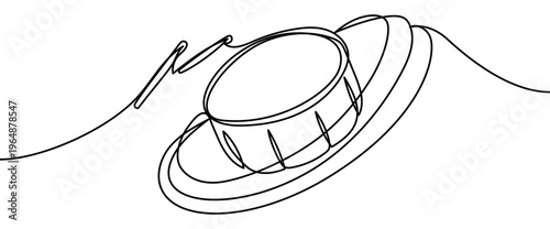 Minimal continuous line vector illustration of a drum, isolated on transparent background. Elegant single line design for music themes, icons, and creative projects
