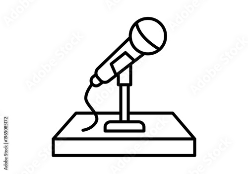 Icono lineal de un micrófono con cable sobre un soporte en un podio para conceptos de conferencias o discursos