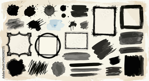 Set aus verschiedenen schwarzen Tuscheklecksen, abstrakten Pinselstrichen und kunstvollen Rahmen für kreative Designprojekte auf antikem Papier.