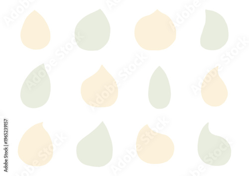 色々な形状のしずく型のゆるい手描きのシェイプセット（黄色・緑）