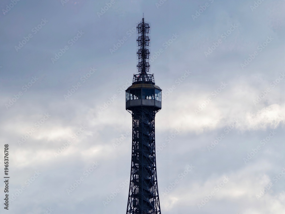 Obraz premium Metal structure with intricate details. Observation platform atop metalical tower shows craftsmanship