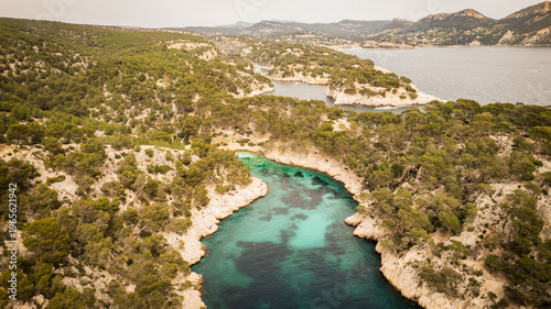 Tableau sur toile Massive cliffs of Cap Canaille on shore Mediterranean Sea near Cassis, Southern France