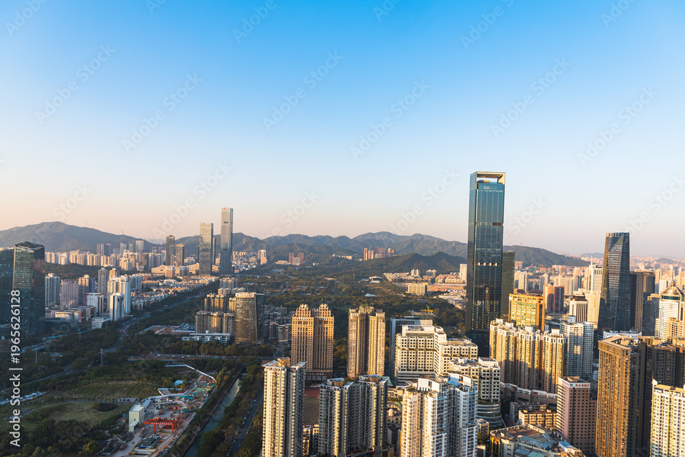 Fototapeta premium The skyline of Futian District, Shenzhen at dusk