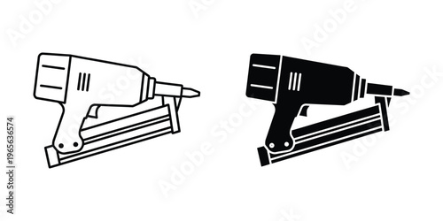 Comparison of a standard and a reinforced staple gun tool design