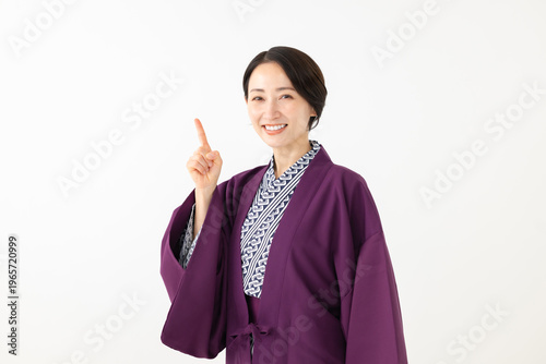 浴衣を着た女性