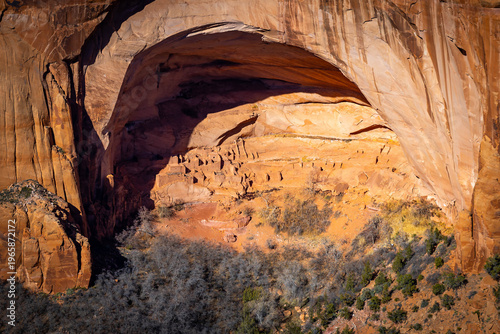 Photography Betatakin Cliff Dwelling in Navajo National Monument Arizona