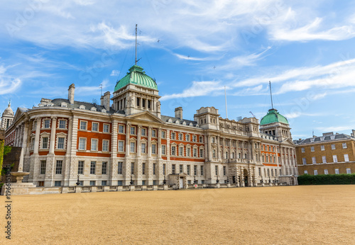 Bild auf Leinwand Old Admiralty Building and Horse Guards Parade in London