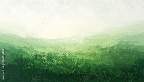 Malerische grüne Hügellandschaft im dichten Nebel mit einer friedlichen und ätherischen Atmosphäre für künstlerische Hintergründe und Naturthemen.