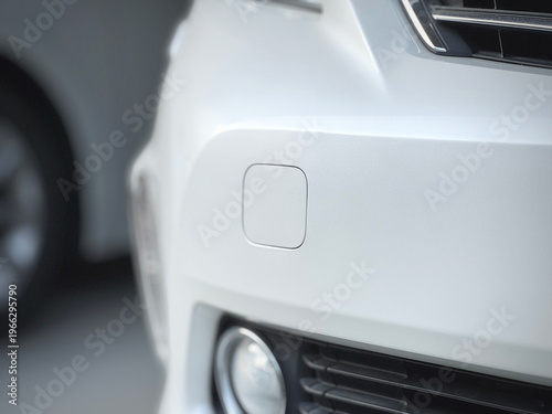 自動車前部にある牽引フック取付部