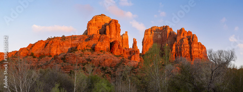 Photos Panorama of Cathedral Rock at Sunset in Sedona, Arizona