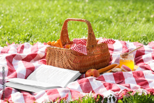 Plaid with wicker basket, b...