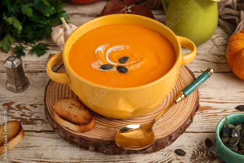 Pot of delicious pumpkin cr...