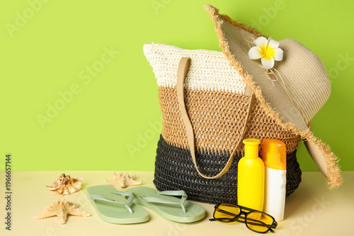 Summer beach accessories wi...