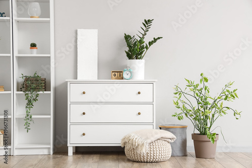 Chest of drawers and pouf w...