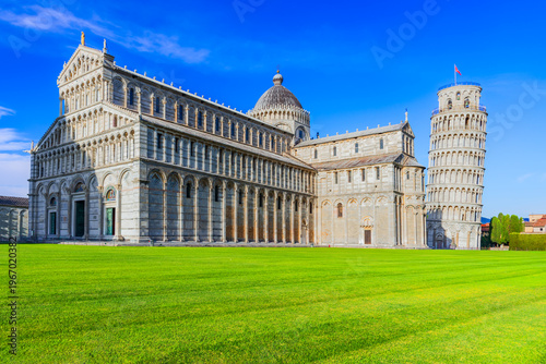 Fotografie Pisa, Italy. Campo dei Miracoli and Leaning Tower, Tuscany.