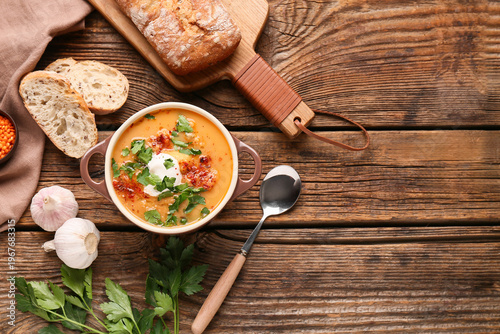 Bowl of tasty lentil soup w...