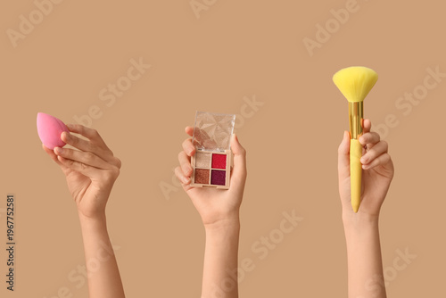 Female hands with brush, sp...