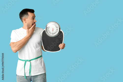 Handsome sporty shocked man...