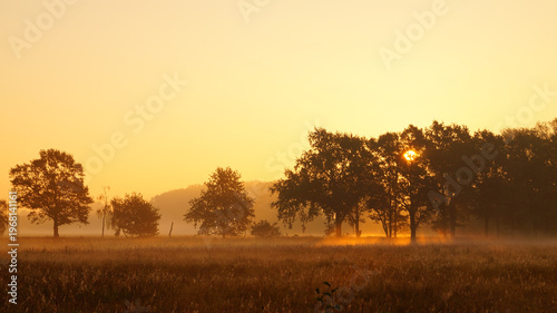Herbstlicher Sonnenaufgang