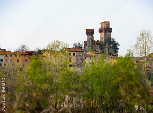 Italia, Toscana, Lucca, il castello di Nozzano.