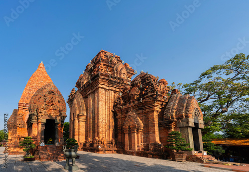 Bild auf Leinwand Po Nagar Cham Towers, Vietnam.