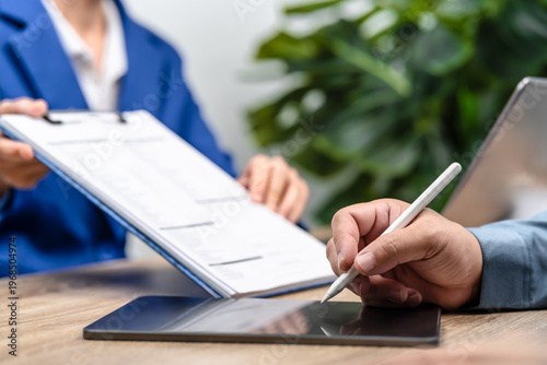 Fotografía Close Up Man Signing Digital Contract on Tablet, Online Agreement and Insurance