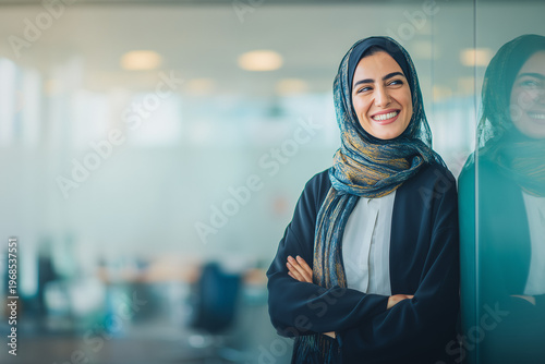 muslim businesswoman hijab workspace