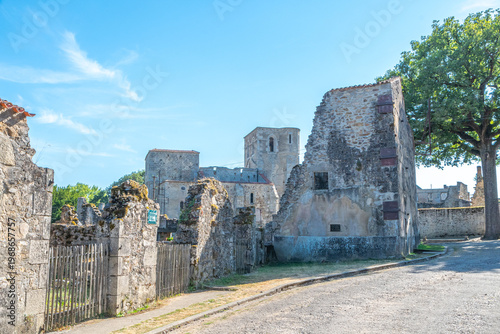 Village en ruine de Oradour-sur-Glane dans le Limousin en France.