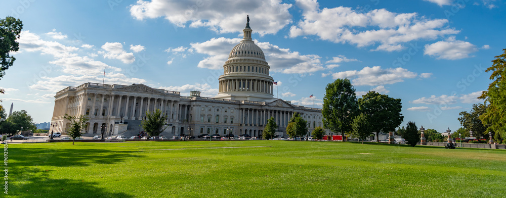 Fototapeta premium Architecture view on dome with column. Famous Capitol in Washington DC. Washington DC landmark. Senate and House in Washington DC. Capitol dome panorama