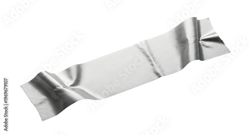 表面に光沢のある銀色の粘着テープの断片、しわが寄った質感の長方形のダクトテープのパーツ isolated on a transparent background adhesive tape silver