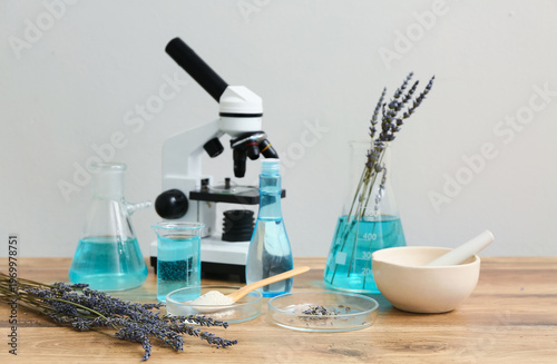 Laboratory glassware and mi...