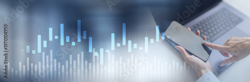 Foto Financial Market Trading and Data Analysis on a Wide Banner, Business and Techno