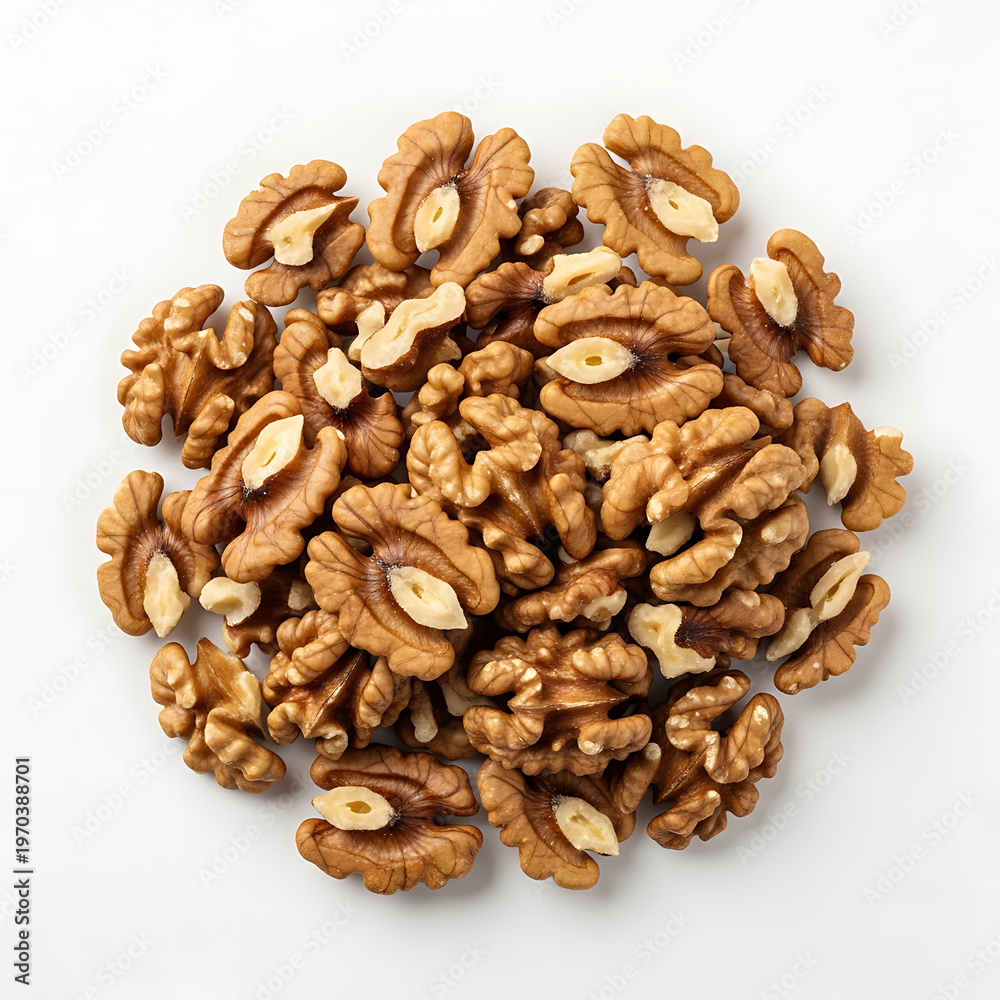 Obraz premium A satisfying heap of fresh, shelled walnut halves ready for wholesome eating and baking