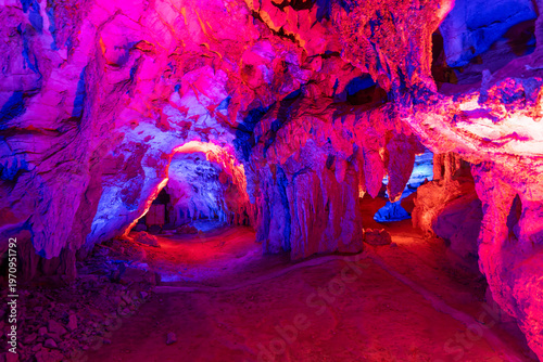 Huanglong Cave (Yellow Dragon Cave) in the Wulingyuan Scenic Area of Zhangjiajie City, China.Huanglong Cave is a large karst cave system famous for its stalactites, stalagmites, and underground river 
