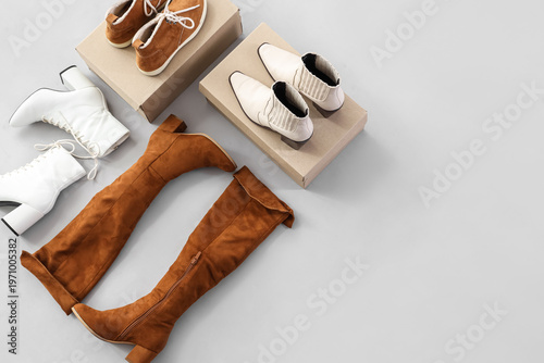 Winter boots with shoe boxe...